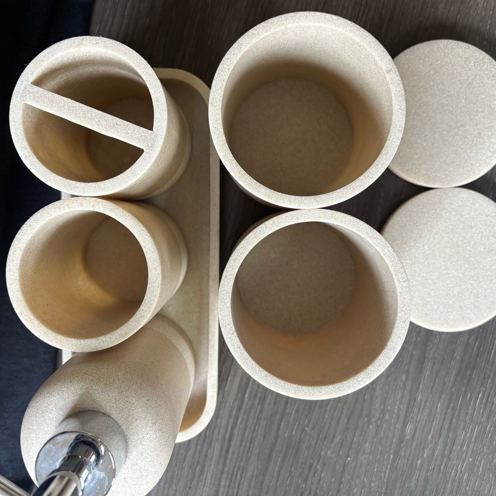 Beige Bathroom Accessory Set